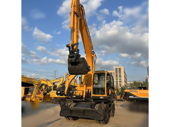 Колёсный экскаватор HYUNDAI ROBEX 210W-9: фото 2 Колёсный экскаватор HYUNDAI ROBEX 210W-9: фото 2