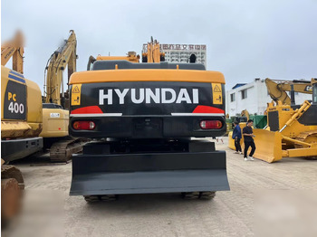 Колёсный экскаватор HYUNDAI ROBEX 210W-9: фото 2