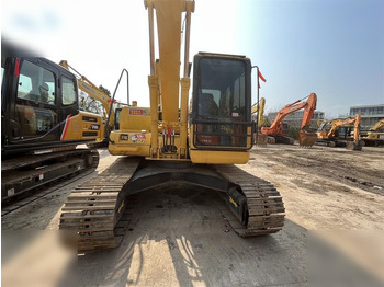Гусеничный экскаватор KOMATSU PC130-7: фото 3