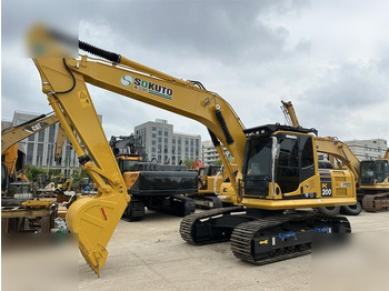 Гусеничный экскаватор KOMATSU PC200-8
