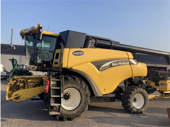 Зерноуборочный комбайн NEW HOLLAND CR980