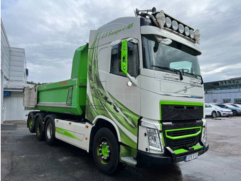 Самосвал Volvo FH 8*4: фото 2