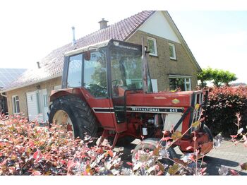 Трактор CASE IH