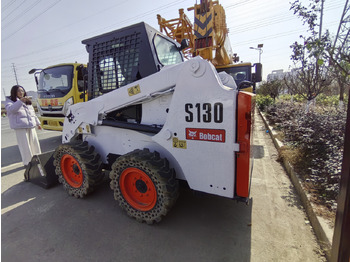 Мини-погрузчик с бортовым поворотом BOBCAT S130