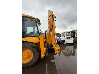 Экскаватор JCB 3CX