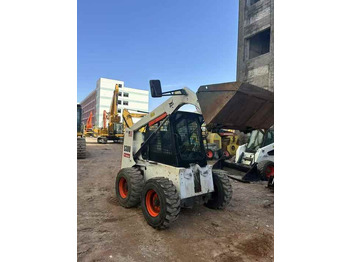 Мини-погрузчик с бортовым поворотом Second Hand   BOBCAT S300 Skid-steer Loader with Very Good Performance Is for Sale at a Low Price: фото 4