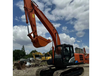 Экскаватор HITACHI ZX200