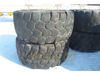 Колёсный погрузчик