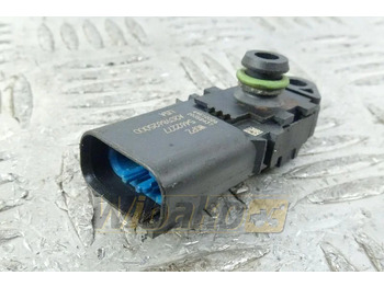 : фото в шапке страницы