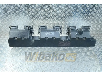 Впускной коллектор KOMATSU