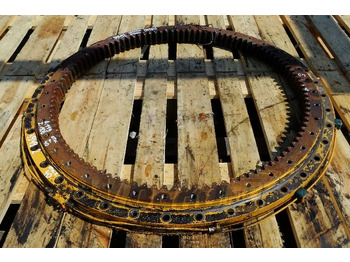 Поворотное кольцо LIEBHERR