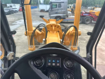 Грейдер XCMG GR2153: фото 3 Грейдер XCMG GR2153: фото 3