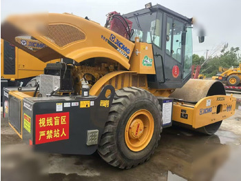 Каток XCMG XS223J