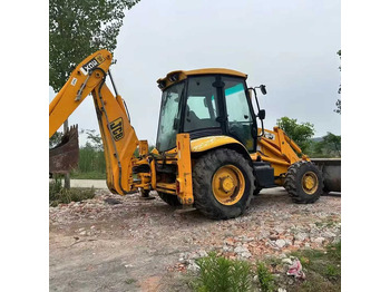 Экскаватор-погрузчик JCB 3CX