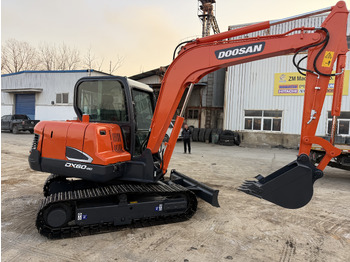 Гусеничный экскаватор DOOSAN DX60