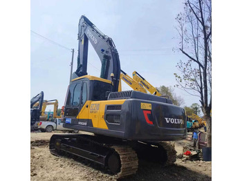 Гусеничный экскаватор VOLVO EC210