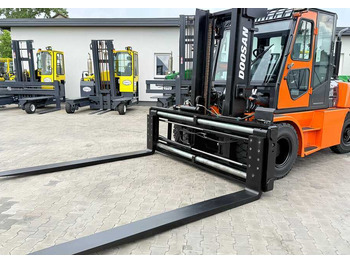 Дизельный погрузчик DOOSAN