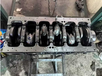 Двигатель CATERPILLAR