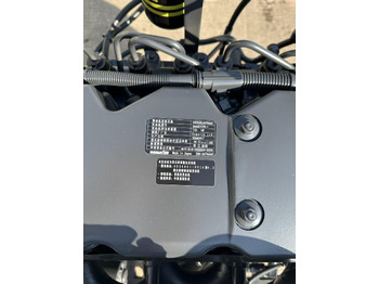 Двигатель для Экскаваторов KOMATSU 6D107E: фото 2 Двигатель для Экскаваторов KOMATSU 6D107E: фото 2