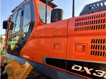 Гусеничный экскаватор Used Digger DOOSAN DX300 Construction Machinery Construction Digger Used DOOSAN DX300 Cheap Excavator: фото 2