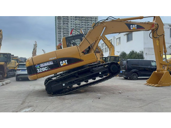 Гусеничный экскаватор CATERPILLAR 320C