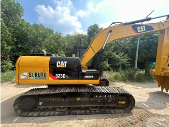 Гусеничный экскаватор CATERPILLAR 323D2L