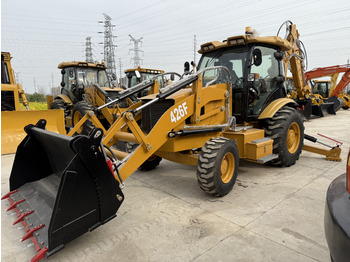 Экскаватор-погрузчик CATERPILLAR 426