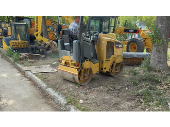 Дорожный каток CATERPILLAR CB14B