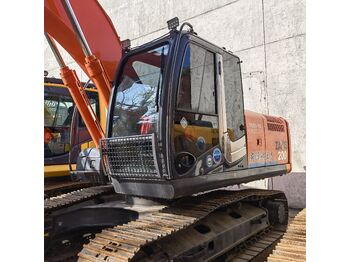 Экскаватор HITACHI ZX200