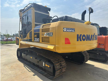 Гусеничный экскаватор KOMATSU PC200-8