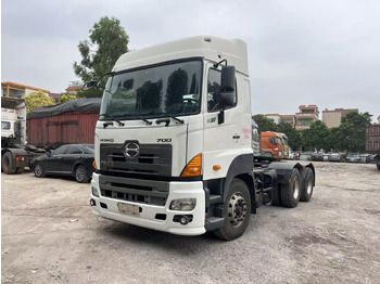 Тягач HINO