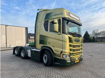 Тягач SCANIA R 580