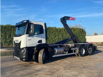 Крюковой мультилифт IVECO X-WAY