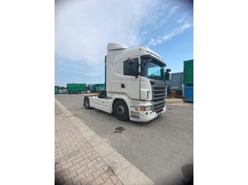 Тягач SCANIA
