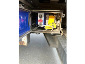 Полуприцеп с подвижным полом kraker K-Force Waste 92m3 10mm floor: фото 5