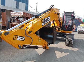 Гусеничный экскаватор JCB JS200
