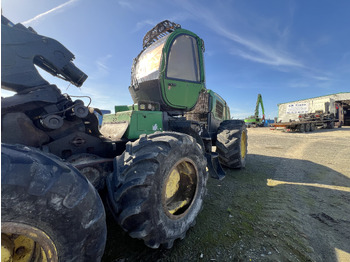 Харвестер JOHN DEERE