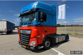 Тягач DAF XF 450