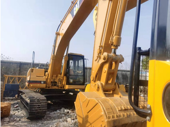 Гусеничный экскаватор CATERPILLAR 320B