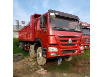 Самосвал SINOTRUK HOWO