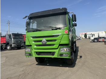 Самосвал SINOTRUK HOWO