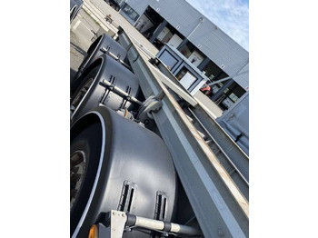 Полуприцеп-контейнеровоз/ Сменный кузов Semi-remorque 3 Essieux 38 TONNES CHARIOT COULISSANT: фото 4 Полуприцеп-контейнеровоз/ Сменный кузов Semi-remorque 3 Essieux 38 TONNES CHARIOT COULISSANT: фото 4