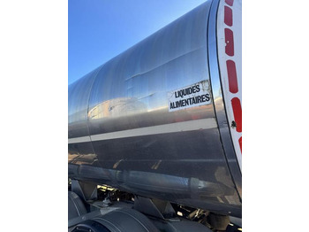 : фото в шапке страницы