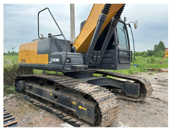 Гусеничный экскаватор XCMG XE215
