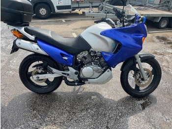 Мотоцикл HONDA