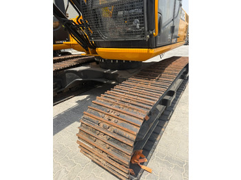Экскаватор JCB