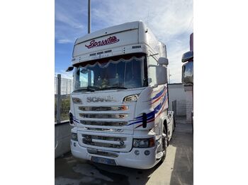 Тягач SCANIA R 560