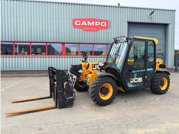 Телескопический погрузчик JCB