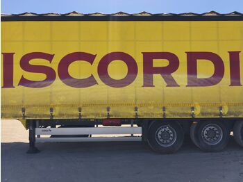 Тентованный полуприцеп SCHMITZ SCB