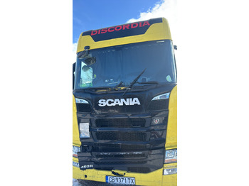 Тягач SCANIA R 460